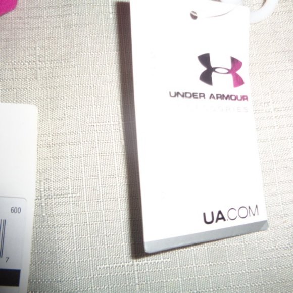 NWT Under Armour Woman's Headbands - Great headband for out and about ! - Picture 3 of 4